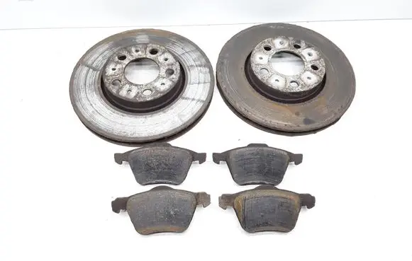 Volvo V70 Front brake disc