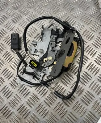 Chrysler Voyager Rear door lock