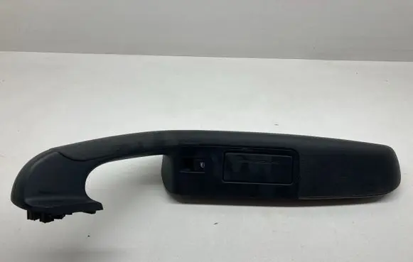 Audi A6 S6 C6 4F Rear door handle trim 4F0867373A 050279