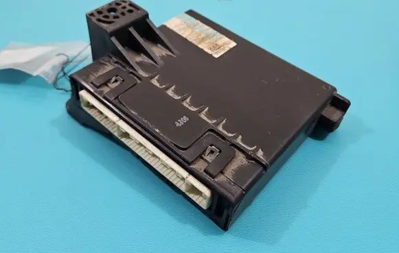 Toyota RAV 4 (XA30) Central body control module 88650-42230 IMPRK1502832
