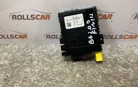 Volkswagen PASSAT B6 Steering angle sensor 3C0953549A 05113810