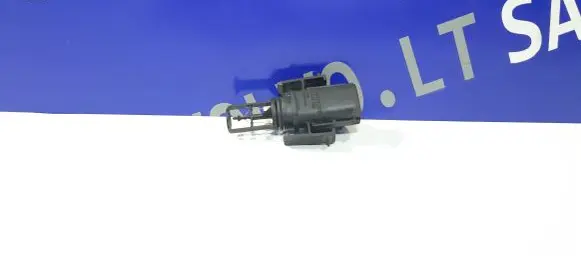 Volvo V70 Oil temperature sensor 9445153