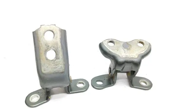 Toyota Aygo X Front door hinge set 