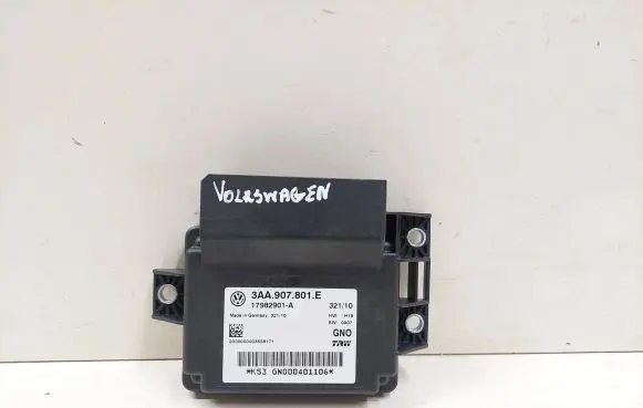 Volkswagen PASSAT B6 Hand brake control module 3AA907801E 17982901A