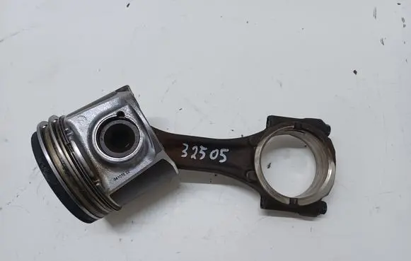 Fiat Ducato Piston with connecting rod 04101622