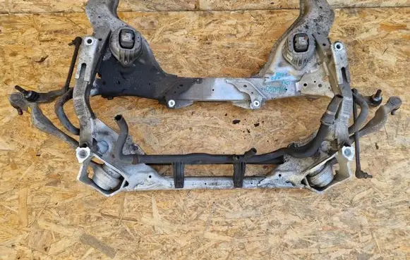 BMW 1 E81 E87 Front axle beam 