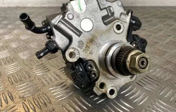 Mercedes-Benz SLK R172 Fuel injection high pressure pump A6510701801 28343143 0191666DGE