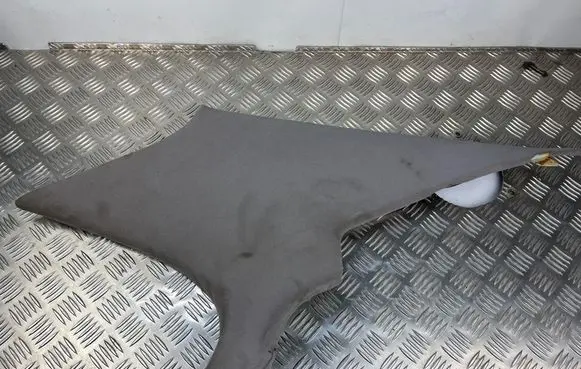 Lexus LS 430 (C) pillar trim 