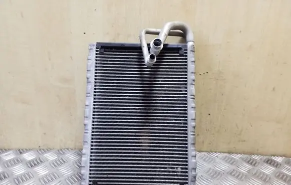 Air conditioning (A/C) radiator (interior)