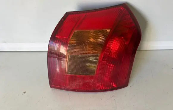 Toyota Corolla E120 E130 Rear/tail lights 8155102150
