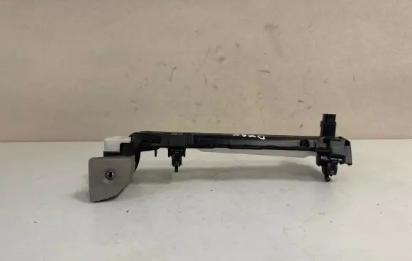 Mercedes-Benz E W211 Glove box lock 2116800184
