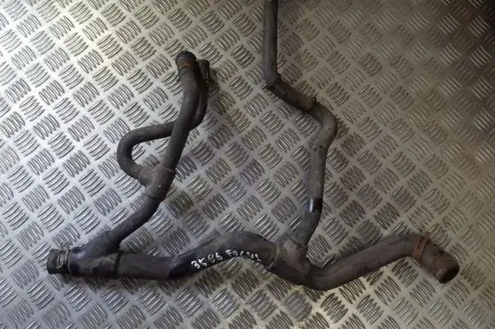 Ford Focus Engine coolant pipe/hose