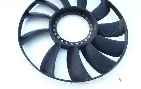 Audi A4 S4 B5 8D Fan impeller 058121301B