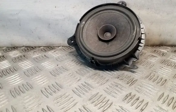 Opel Movano B Front door speaker
