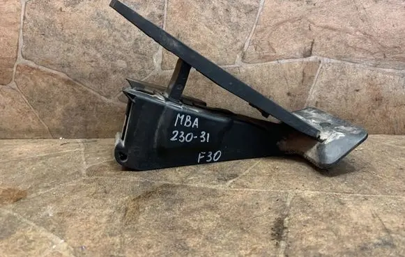 BMW 3 F30 F35 F31 Accelerator throttle pedal 6853176