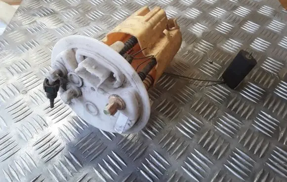 Peugeot 407 In-tank fuel pump NOCODE