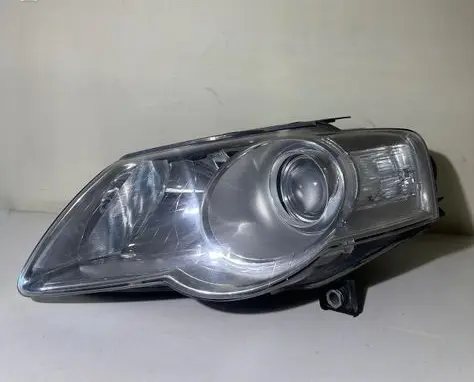 Volkswagen PASSAT B6 Headlight/headlamp 3C0941005Q