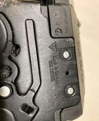 Porsche Macan (95B) Tailgate/trunk/boot lock/catch/latch 95B827505B 95B827505
