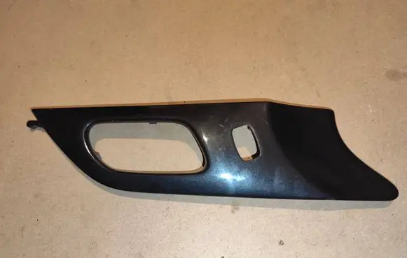 Peugeot 407 Front door interior handle trim 9643531277 96435312