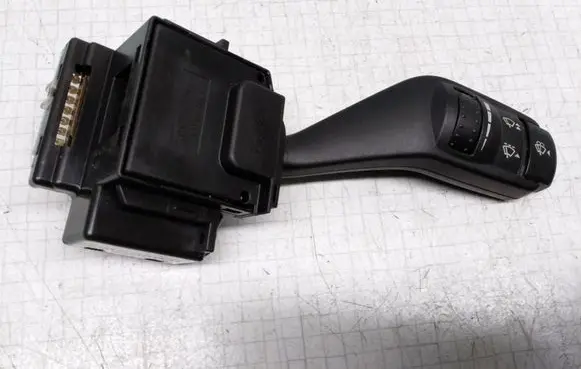 Ford Focus C-MAX Wiper control stalk 17D346A 4M5T17A553BD