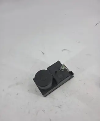 Audi A3 S3 8L Central locking vacuum pump 8L0862257B 60697