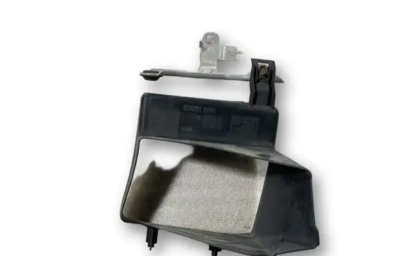 BMW 5 G30 G31 G38 Intercooler air guide/duct channel 51748059678 8059678