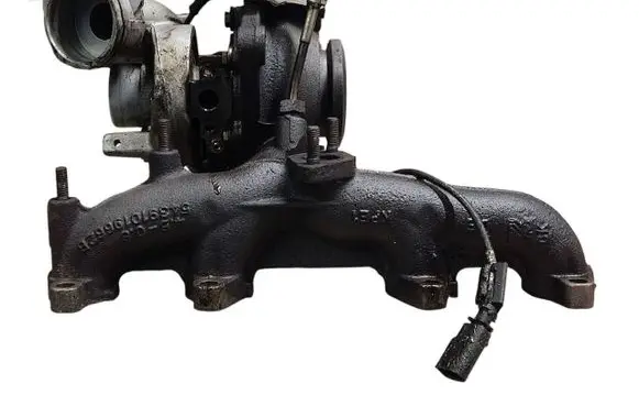 Volkswagen Touran I Turbo 03G253019K BV390029 03G129969C