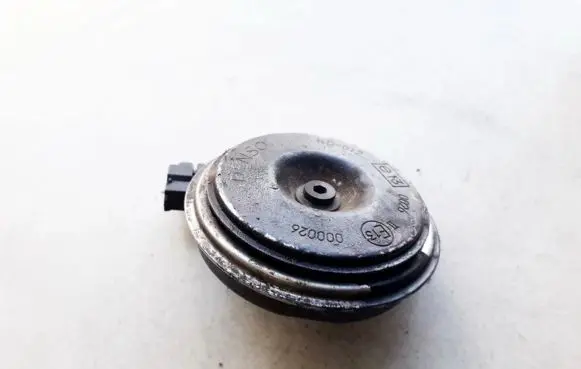 Volkswagen Golf III Horn signal 000026 ND-012