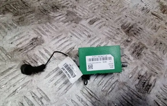 Ford Focus Aerial antenna amplifier 7CP118C847UA 20141201