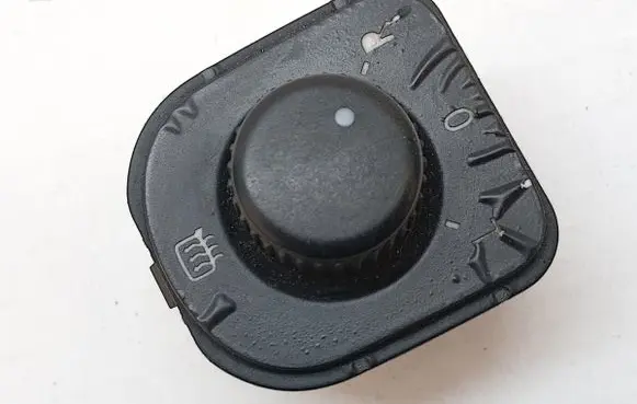 Volkswagen PASSAT B6 Wing mirror switch 1K0959565H