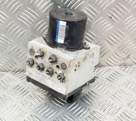 Volkswagen PASSAT B6 ABS Pump 16705912 16705712N