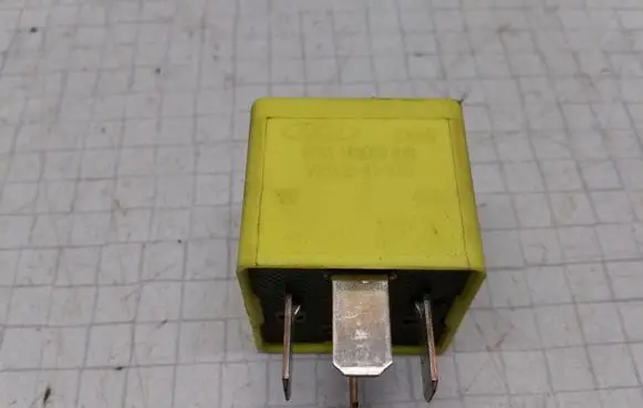 Ford Focus Other relay 93BG14N089B1B V23136B1X33