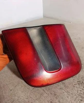 Volvo S70 V70 V70 XC Tailgate rear/tail lights 9157009 9156634 9151636