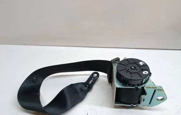 BMW 3 E92 E93 Rear seatbelt 9128866