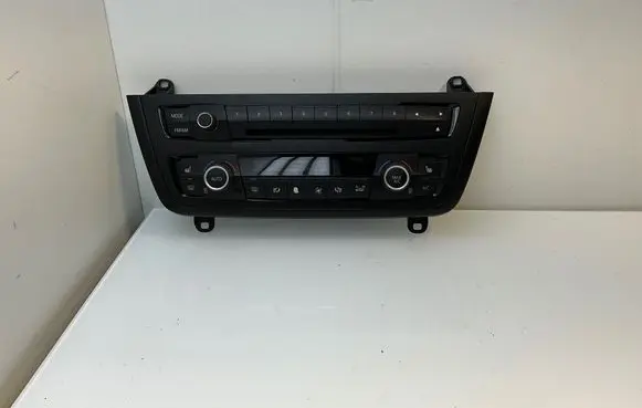 BMW 3 F30 F35 F31 Climate control unit 9261099 E1061999