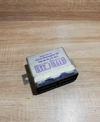 Volkswagen Transporter - Caravelle T4 Alarm control unit/module 1138009501102