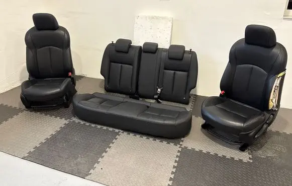 Nissan Juke I F15 Seat set 