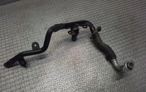 Volkswagen Transporter - Caravelle T5 Engine coolant pipe/hose 7E0121050B