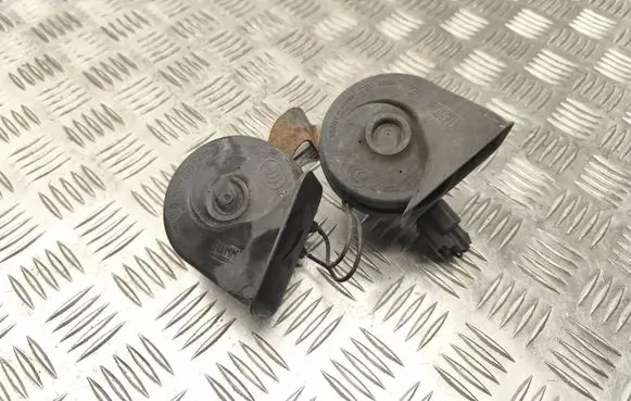 Ford Mondeo MK IV Horn signal E30055306