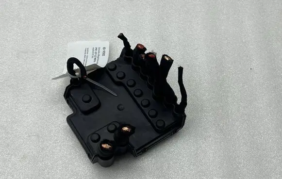 Audi A3 8Y Current control relay 5WA937548K