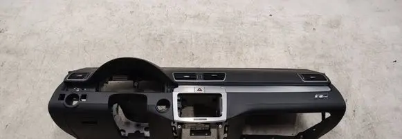 Volkswagen PASSAT B6 Dashboard 3c1857004