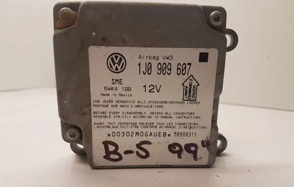 Volkswagen PASSAT B5 Airbag control unit/module 1J0909607 5WK4199