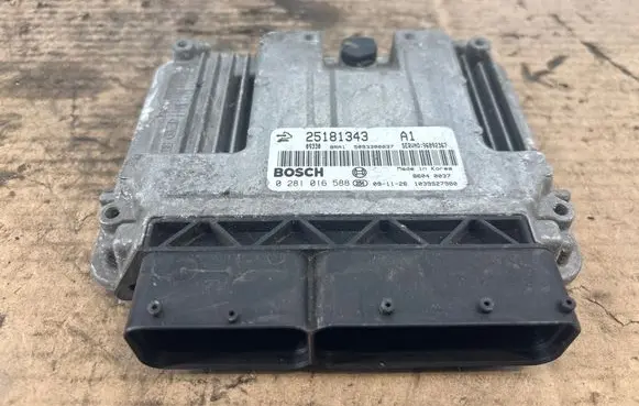 Opel Antara Engine control unit/module 25181343 5093300037 0281016588