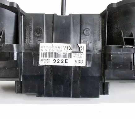 Seat Altea XL Speedometer (instrument cluster) 5P0920922E