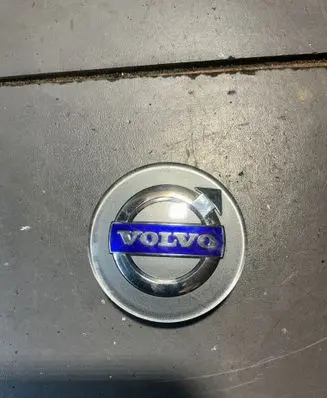Volvo XC60 Original wheel cap 30666913 30748052