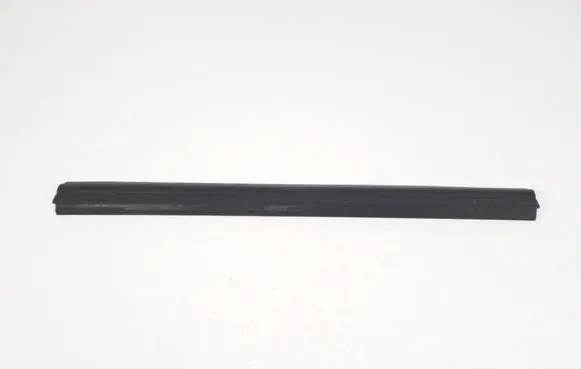 Audi A4 S4 B8 8K Radiator mount bracket 8K0121331K
