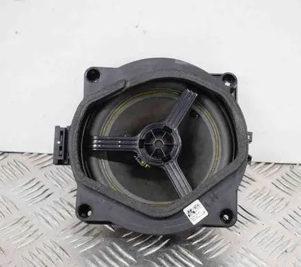 Hyundai Genesis Rear door speaker 963302M150