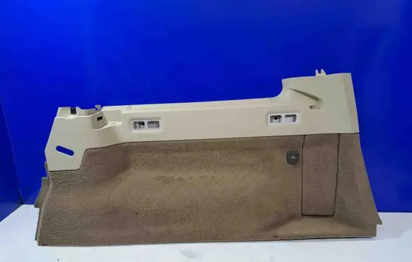 Trunk/boot side trim panel