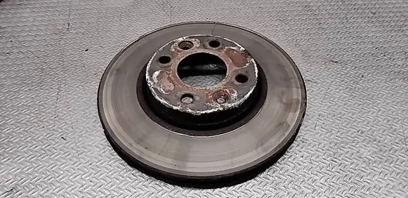 Renault Clio III Front brake disc 