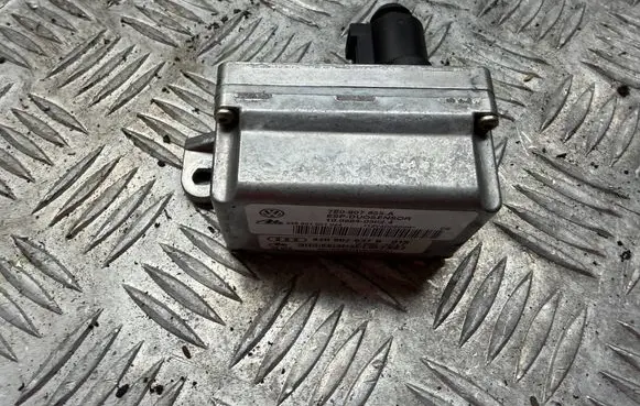 Audi A2 ESP acceleration yaw rate sensor 8Z0907637B